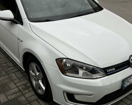 Белый Фольксваген e-Golf, объемом двигателя 0 л и пробегом 166 тыс. км за 7600 $, фото 2 на Automoto.ua