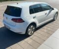Белый Фольксваген e-Golf, объемом двигателя 0 л и пробегом 152 тыс. км за 9000 $, фото 8 на Automoto.ua