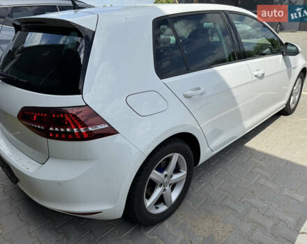 Белый Фольксваген e-Golf, объемом двигателя 0 л и пробегом 186 тыс. км за 9500 $, фото 3 на Automoto.ua