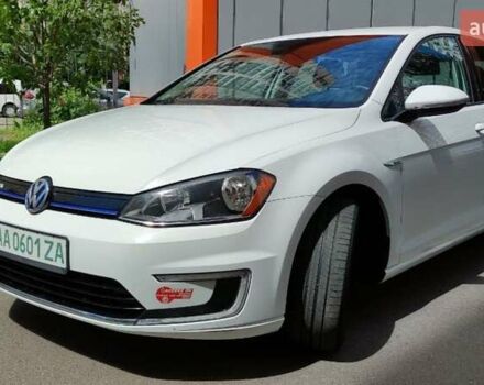 Белый Фольксваген e-Golf, объемом двигателя 0 л и пробегом 91 тыс. км за 8500 $, фото 11 на Automoto.ua