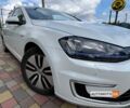 Белый Фольксваген e-Golf, объемом двигателя 24 л и пробегом 130 тыс. км за 11250 $, фото 6 на Automoto.ua