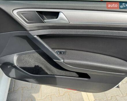 Белый Фольксваген e-Golf, объемом двигателя 0 л и пробегом 186 тыс. км за 9500 $, фото 10 на Automoto.ua