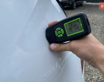 Белый Фольксваген e-Golf, объемом двигателя 0 л и пробегом 132 тыс. км за 9500 $, фото 116 на Automoto.ua