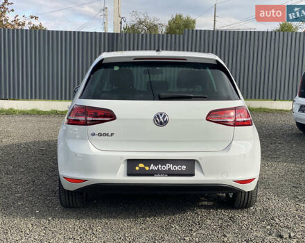 Белый Фольксваген e-Golf, объемом двигателя 0 л и пробегом 132 тыс. км за 9500 $, фото 105 на Automoto.ua