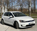 Белый Фольксваген e-Golf, объемом двигателя 0 л и пробегом 35 тыс. км за 9999 $, фото 2 на Automoto.ua