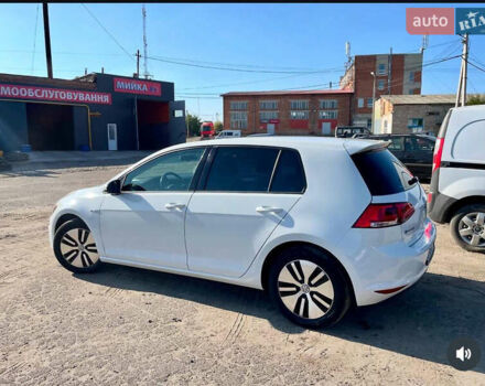 Белый Фольксваген e-Golf, объемом двигателя 0 л и пробегом 125 тыс. км за 9300 $, фото 2 на Automoto.ua