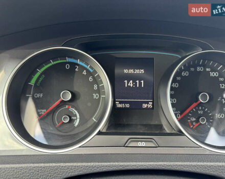 Белый Фольксваген e-Golf, объемом двигателя 0 л и пробегом 186 тыс. км за 9500 $, фото 12 на Automoto.ua