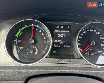 Белый Фольксваген e-Golf, объемом двигателя 0 л и пробегом 186 тыс. км за 9500 $, фото 13 на Automoto.ua