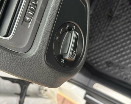 Белый Фольксваген e-Golf, объемом двигателя 0 л и пробегом 110 тыс. км за 8800 $, фото 8 на Automoto.ua