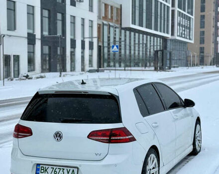 Білий Фольксваген e-Golf, об'ємом двигуна 0 л та пробігом 145 тис. км за 9300 $, фото 4 на Automoto.ua