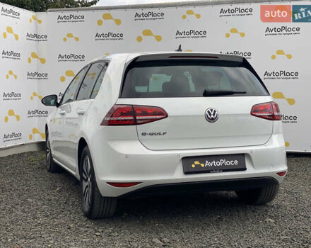 Белый Фольксваген e-Golf, объемом двигателя 0 л и пробегом 132 тыс. км за 9500 $, фото 13 на Automoto.ua