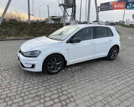 Білий Фольксваген e-Golf, об'ємом двигуна 0 л та пробігом 96 тис. км за 8900 $, фото 5 на Automoto.ua