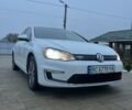Белый Фольксваген e-Golf, объемом двигателя 0 л и пробегом 93 тыс. км за 8000 $, фото 1 на Automoto.ua