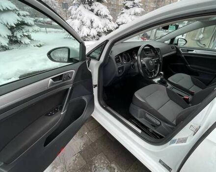 Білий Фольксваген e-Golf, об'ємом двигуна 0 л та пробігом 91 тис. км за 8500 $, фото 20 на Automoto.ua