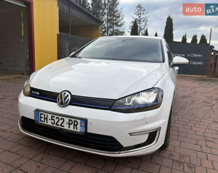 Белый Фольксваген e-Golf, объемом двигателя 0 л и пробегом 110 тыс. км за 8800 $, фото 1 на Automoto.ua
