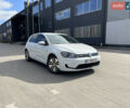 Белый Фольксваген e-Golf, объемом двигателя 0 л и пробегом 130 тыс. км за 10400 $, фото 4 на Automoto.ua