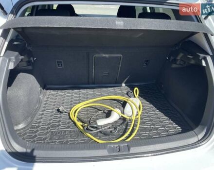 Белый Фольксваген e-Golf, объемом двигателя 0 л и пробегом 119 тыс. км за 8600 $, фото 23 на Automoto.ua
