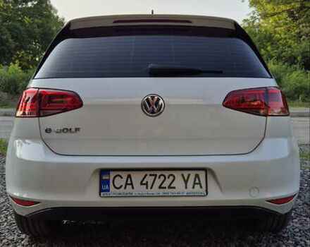 Белый Фольксваген e-Golf, объемом двигателя 0 л и пробегом 750 тыс. км за 8900 $, фото 6 на Automoto.ua