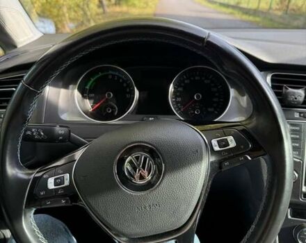 Белый Фольксваген e-Golf, объемом двигателя 0 л и пробегом 140 тыс. км за 9450 $, фото 15 на Automoto.ua