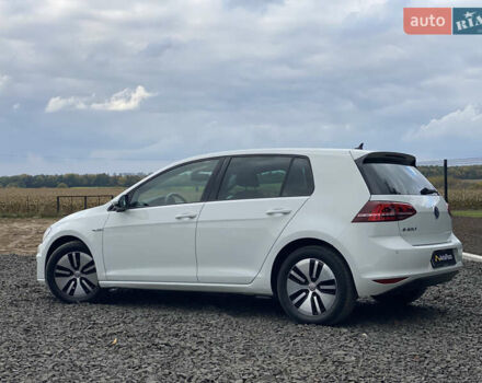 Белый Фольксваген e-Golf, объемом двигателя 0 л и пробегом 132 тыс. км за 9500 $, фото 24 на Automoto.ua
