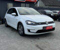Белый Фольксваген e-Golf, объемом двигателя 0 л и пробегом 154 тыс. км за 9900 $, фото 7 на Automoto.ua