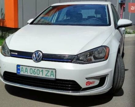 Белый Фольксваген e-Golf, объемом двигателя 0 л и пробегом 91 тыс. км за 8500 $, фото 10 на Automoto.ua