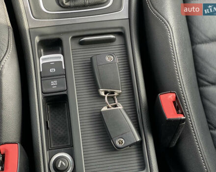 Белый Фольксваген e-Golf, объемом двигателя 0 л и пробегом 132 тыс. км за 9500 $, фото 84 на Automoto.ua