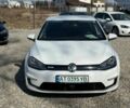 Белый Фольксваген e-Golf, объемом двигателя 0 л и пробегом 120 тыс. км за 9000 $, фото 2 на Automoto.ua
