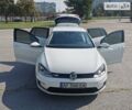 Белый Фольксваген e-Golf, объемом двигателя 0 л и пробегом 62 тыс. км за 15499 $, фото 1 на Automoto.ua