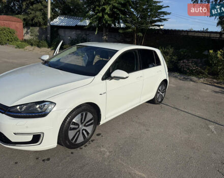 Белый Фольксваген e-Golf, объемом двигателя 0 л и пробегом 132 тыс. км за 10500 $, фото 3 на Automoto.ua