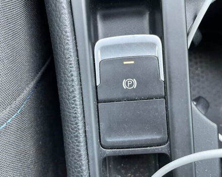 Белый Фольксваген e-Golf, объемом двигателя 0 л и пробегом 102 тыс. км за 7100 $, фото 16 на Automoto.ua