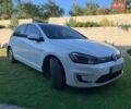Белый Фольксваген e-Golf, объемом двигателя 0 л и пробегом 104 тыс. км за 9500 $, фото 9 на Automoto.ua