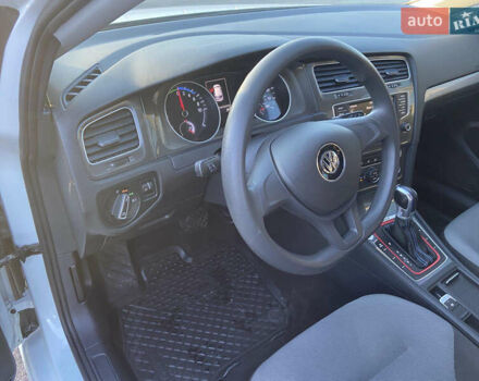 Белый Фольксваген e-Golf, объемом двигателя 0 л и пробегом 113 тыс. км за 9000 $, фото 20 на Automoto.ua