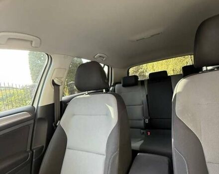 Белый Фольксваген e-Golf, объемом двигателя 0 л и пробегом 140 тыс. км за 9450 $, фото 17 на Automoto.ua
