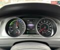 Белый Фольксваген e-Golf, объемом двигателя 0 л и пробегом 72 тыс. км за 12900 $, фото 23 на Automoto.ua