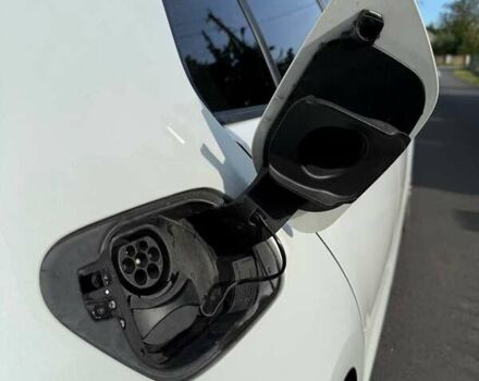Белый Фольксваген e-Golf, объемом двигателя 0 л и пробегом 140 тыс. км за 9450 $, фото 23 на Automoto.ua