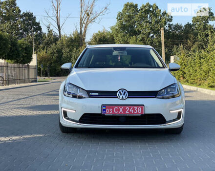 Белый Фольксваген e-Golf, объемом двигателя 0 л и пробегом 125 тыс. км за 13500 $, фото 10 на Automoto.ua