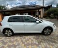 Белый Фольксваген e-Golf, объемом двигателя 0 л и пробегом 97 тыс. км за 9900 $, фото 2 на Automoto.ua