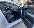 Белый Фольксваген e-Golf, объемом двигателя 0 л и пробегом 120 тыс. км за 11000 $, фото 10 на Automoto.ua