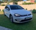 Белый Фольксваген e-Golf, объемом двигателя 0 л и пробегом 104 тыс. км за 9500 $, фото 8 на Automoto.ua