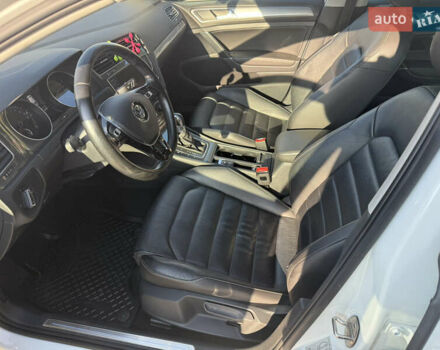 Белый Фольксваген e-Golf, объемом двигателя 0 л и пробегом 132 тыс. км за 10500 $, фото 6 на Automoto.ua
