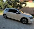 Белый Фольксваген e-Golf, объемом двигателя 0 л и пробегом 95 тыс. км за 8300 $, фото 10 на Automoto.ua