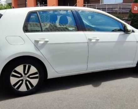 Белый Фольксваген e-Golf, объемом двигателя 0 л и пробегом 91 тыс. км за 8500 $, фото 14 на Automoto.ua