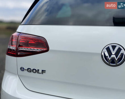 Белый Фольксваген e-Golf, объемом двигателя 0 л и пробегом 132 тыс. км за 9500 $, фото 66 на Automoto.ua