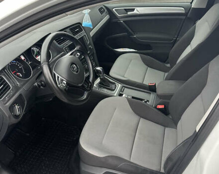 Білий Фольксваген e-Golf, об'ємом двигуна 0 л та пробігом 66 тис. км за 7500 $, фото 9 на Automoto.ua