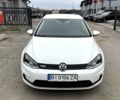 Белый Фольксваген e-Golf, объемом двигателя 0 л и пробегом 72 тыс. км за 12900 $, фото 3 на Automoto.ua