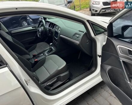 Білий Фольксваген e-Golf, об'ємом двигуна 0 л та пробігом 104 тис. км за 9500 $, фото 19 на Automoto.ua