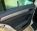 Белый Фольксваген e-Golf, объемом двигателя 0 л и пробегом 176 тыс. км за 9499 $, фото 17 на Automoto.ua
