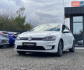 Белый Фольксваген e-Golf, объемом двигателя 0 л и пробегом 132 тыс. км за 9500 $, фото 50 на Automoto.ua
