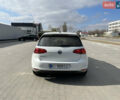 Белый Фольксваген e-Golf, объемом двигателя 0 л и пробегом 130 тыс. км за 10400 $, фото 21 на Automoto.ua
